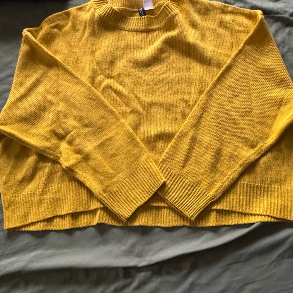 H&M Mustard Yellow Women's Crew Neck Sweater